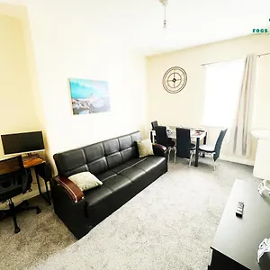 Apartment Fogs - Darlington, Darlington (Durham)
